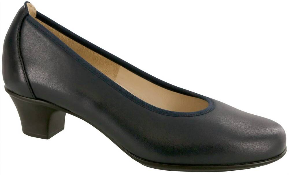 NEW SAS women's milano pump in navy